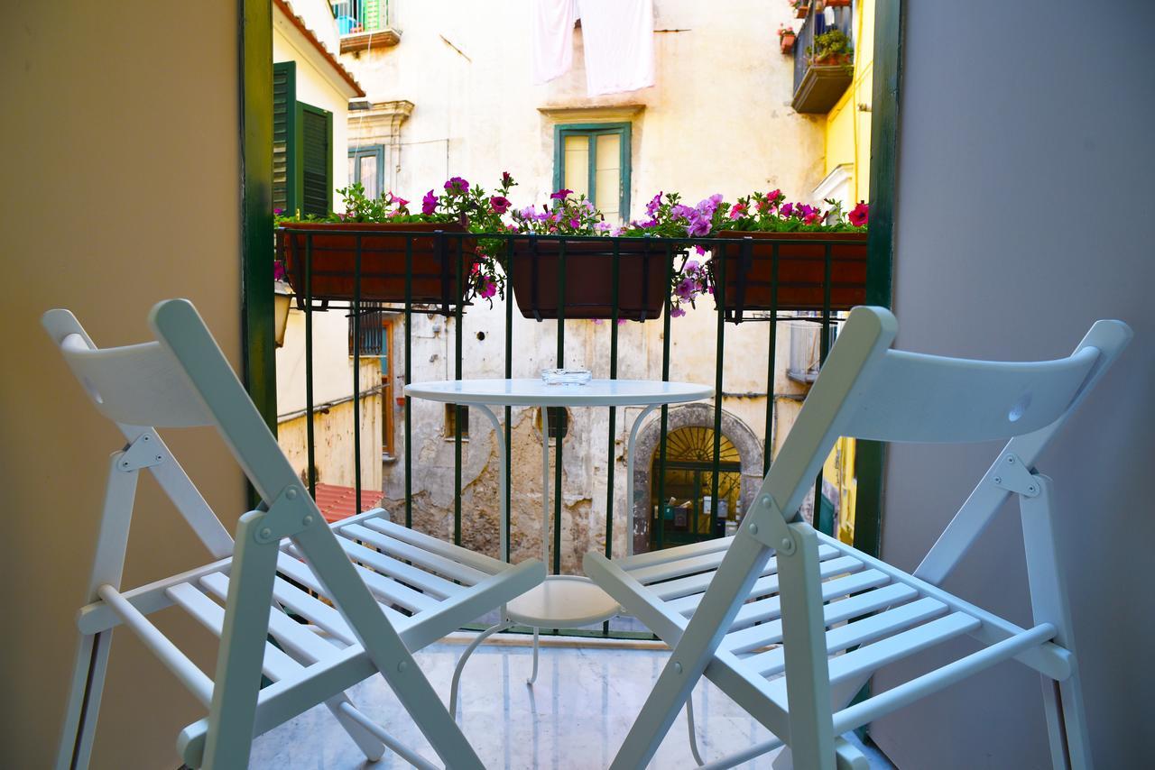 La Dolce Vita Salerno Bagian luar foto